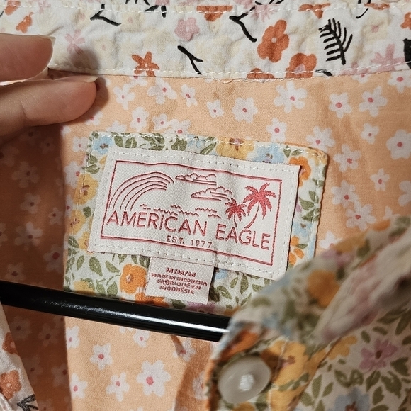 American Eagle cotton floral oversized wide  short-sleeve button-down shirt - Picture 2 of 5
